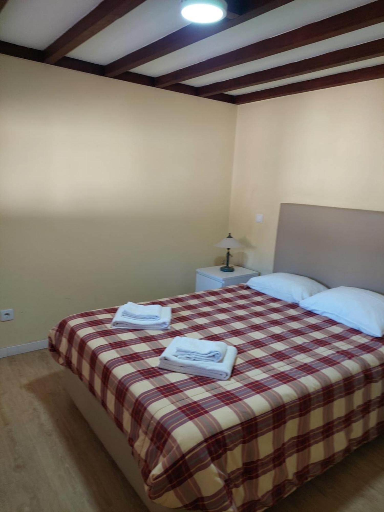 Metro Vilar Suites&villas *