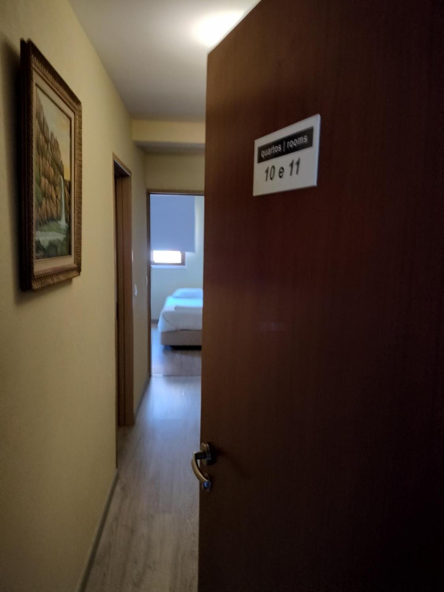 Metro Vilar Suites&villas Pensión