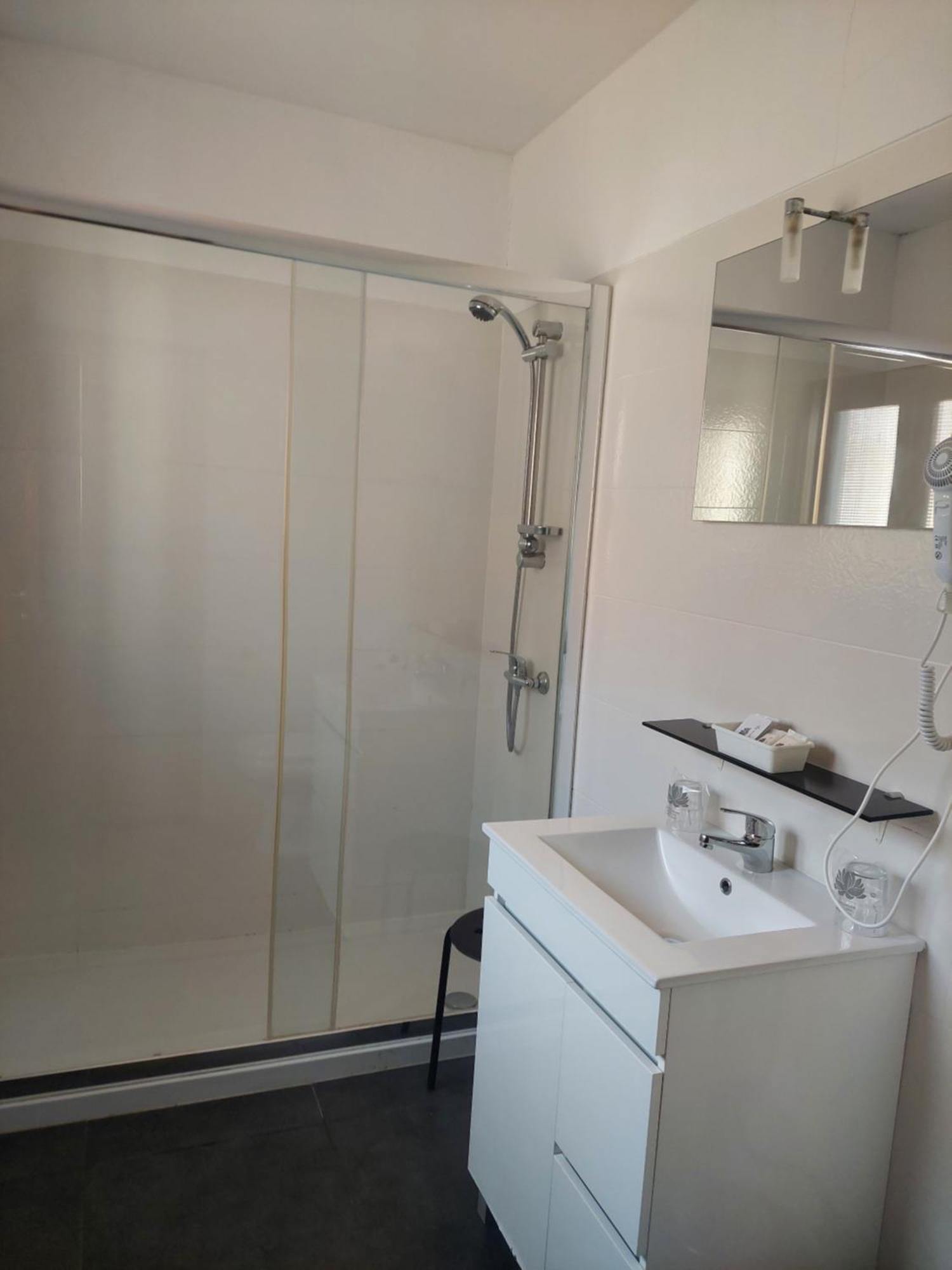 Metro Vilar Suites&villas